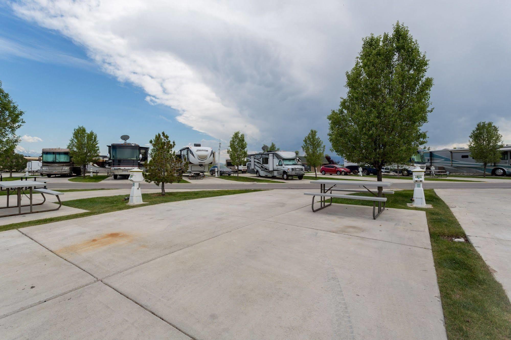 Pony Express Rv Resort North Salt Lake Exteriér fotografie