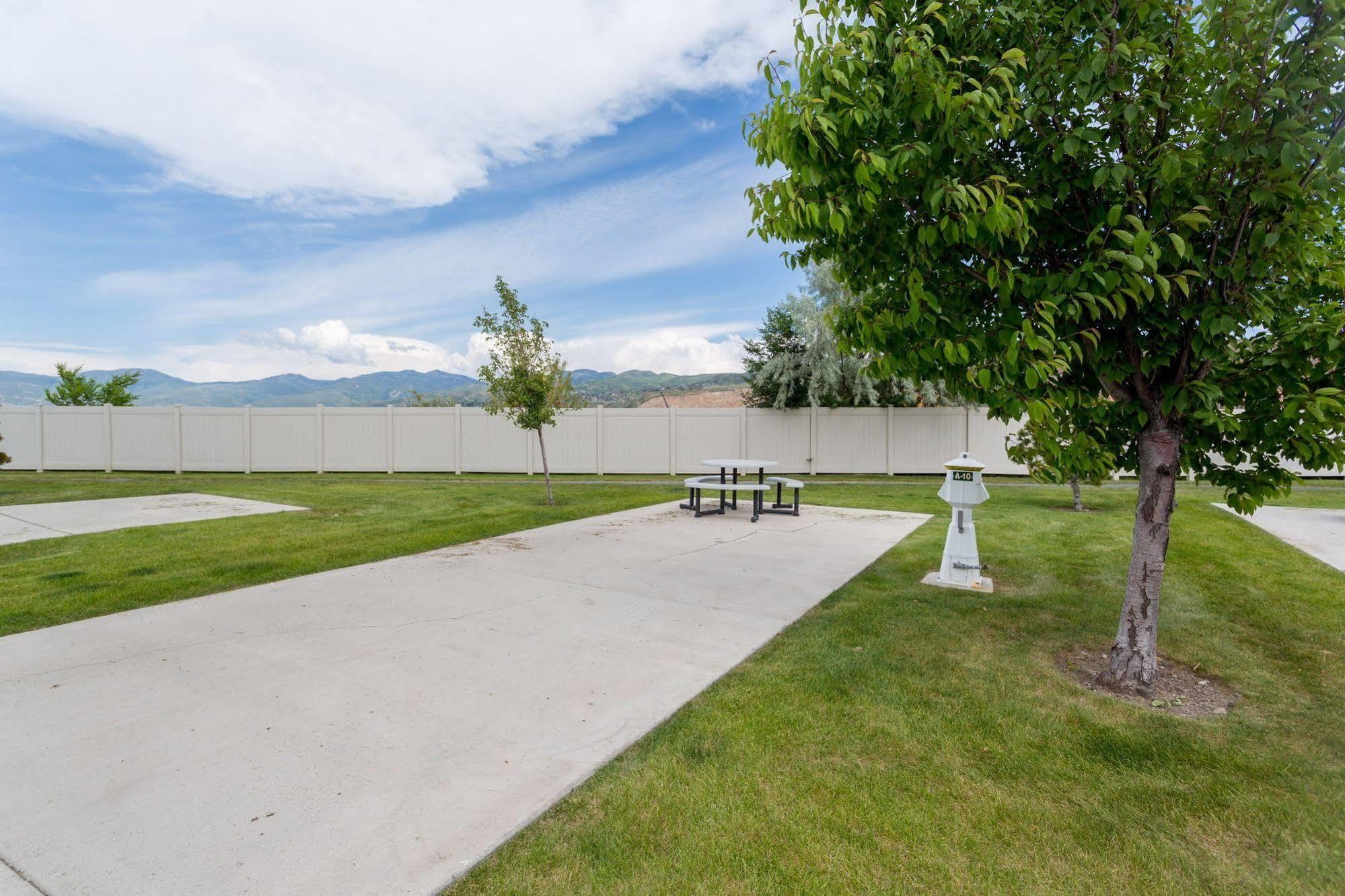 Pony Express Rv Resort North Salt Lake Exteriér fotografie