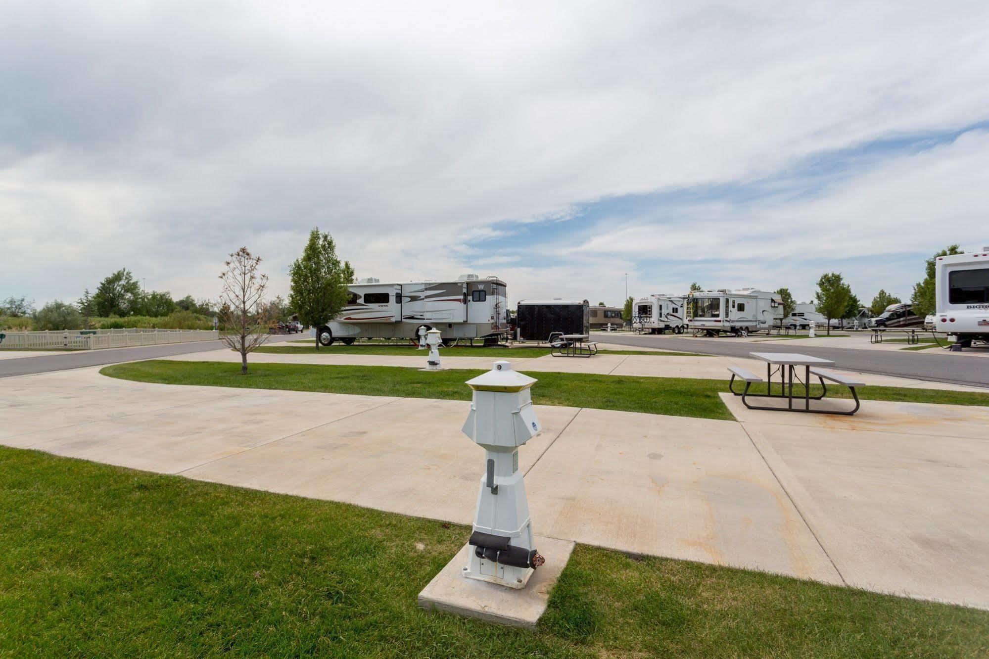 Pony Express Rv Resort North Salt Lake Exteriér fotografie