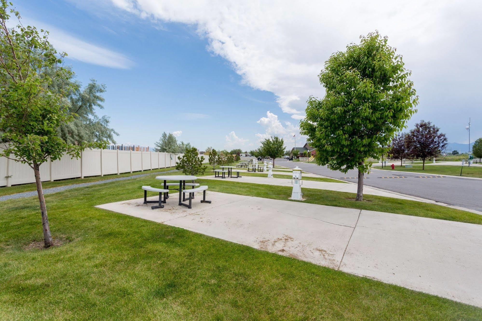 Pony Express Rv Resort North Salt Lake Exteriér fotografie